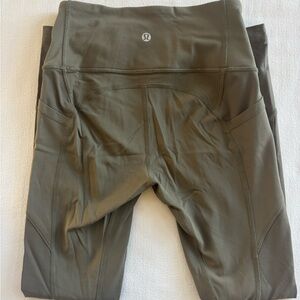 lululemon athletica Women's Green pocket legging
